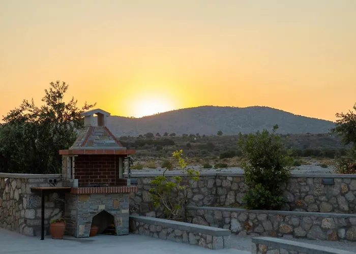 Electi Apartments Charaki